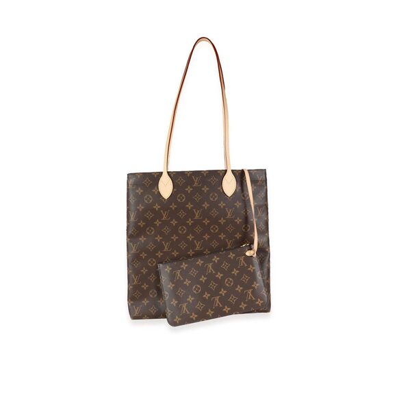 Louis Vuitton Handbags - Louis Vuitton Monogram Canvas Carry It